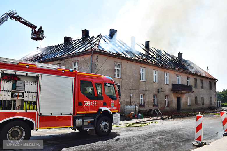 Pożar budynku wielorodzinnego przy ul. Złotostockiej w Kamieńcu Ząbkowickim
