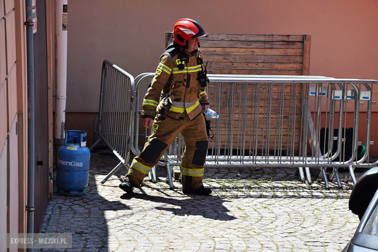 Pożar budynku wielorodzinnego przy ul. Złotostockiej w Kamieńcu Ząbkowickim