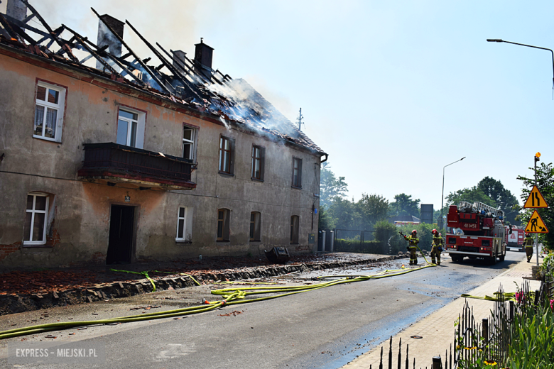 Pożar budynku wielorodzinnego przy ul. Złotostockiej w Kamieńcu Ząbkowickim