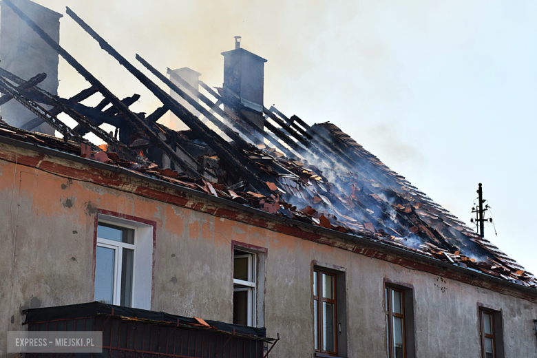 Pożar budynku wielorodzinnego przy ul. Złotostockiej w Kamieńcu Ząbkowickim