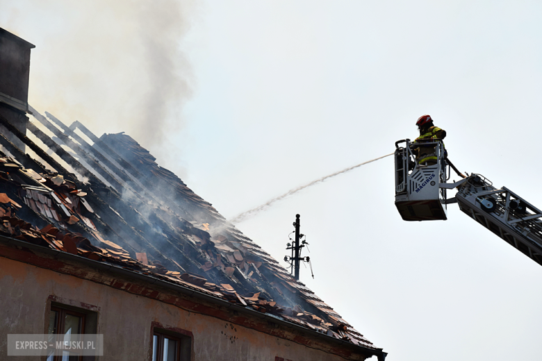	Pożar budynku wielorodzinnego przy ul. Złotostockiej w Kamieńcu Ząbkowickim