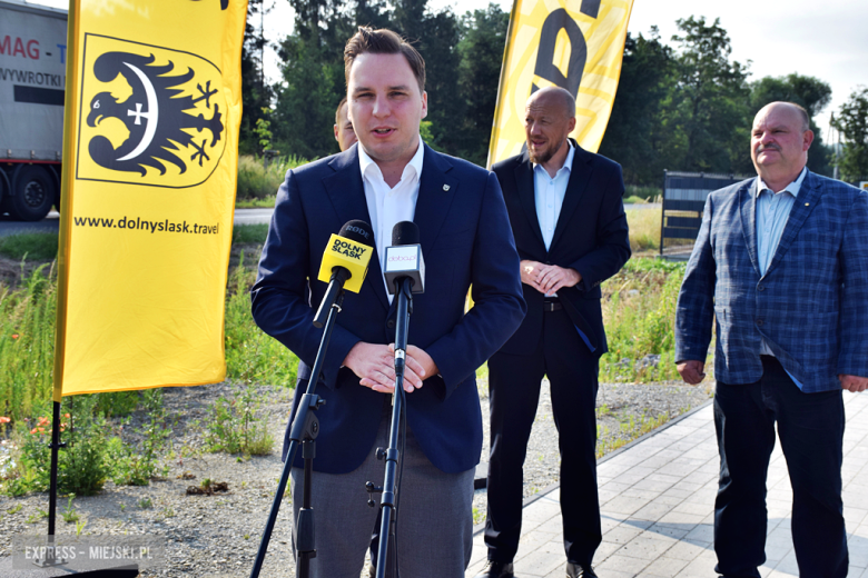 „Dolny Śląsk na Dobrej Drodze”: Będą remonty dróg w gminie Ziębice. Padły konkrety i deklaracje