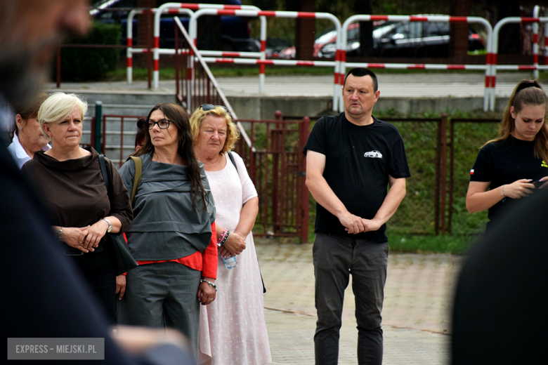 W Kamieńcu Ząbkowickim oficjalnie otwarto podstację pogotowia ratunkowego 