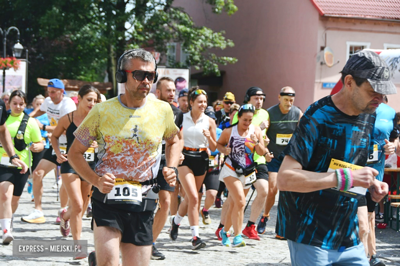 Sportowe emocje w Złotym Stoku. XV Bieg na Jawornik za nami