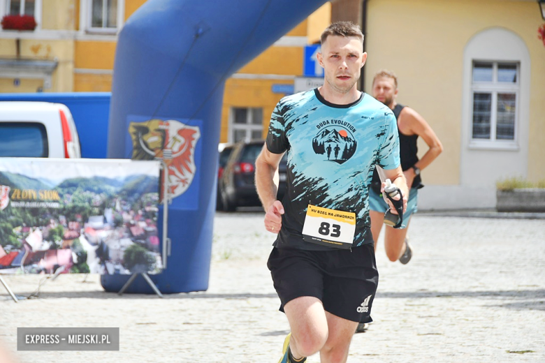 Sportowe emocje w Złotym Stoku. XV Bieg na Jawornik za nami