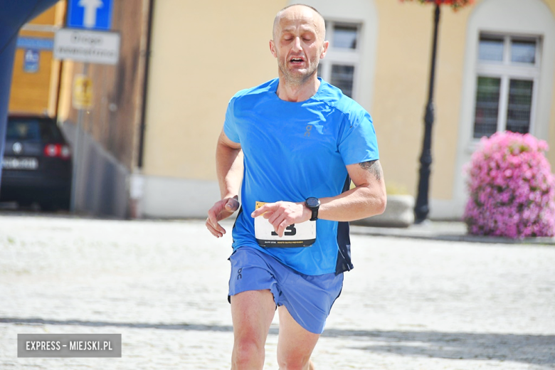 Sportowe emocje w Złotym Stoku. XV Bieg na Jawornik za nami