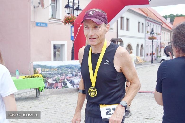 Sportowe emocje w Złotym Stoku. XV Bieg na Jawornik za nami