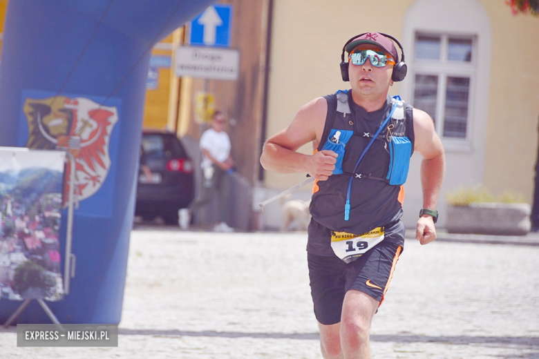 Sportowe emocje w Złotym Stoku. XV Bieg na Jawornik za nami
