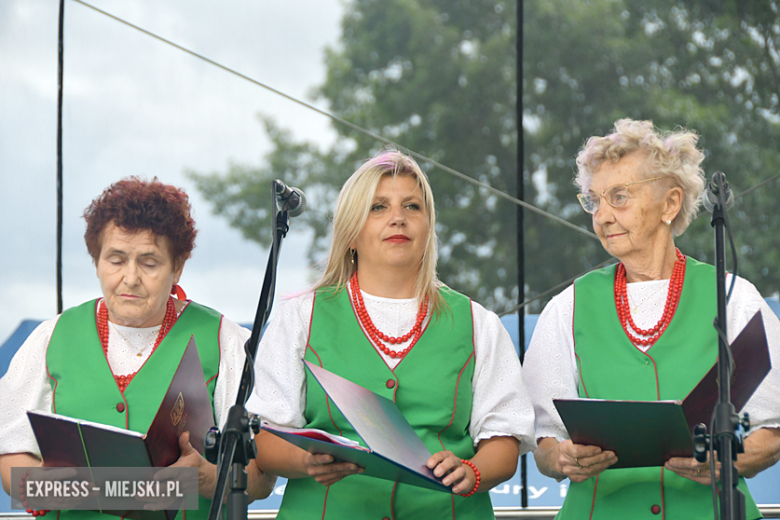 XXIX Wojewódzki Festiwal Artystycznych Zespołów KGW w Stolcu