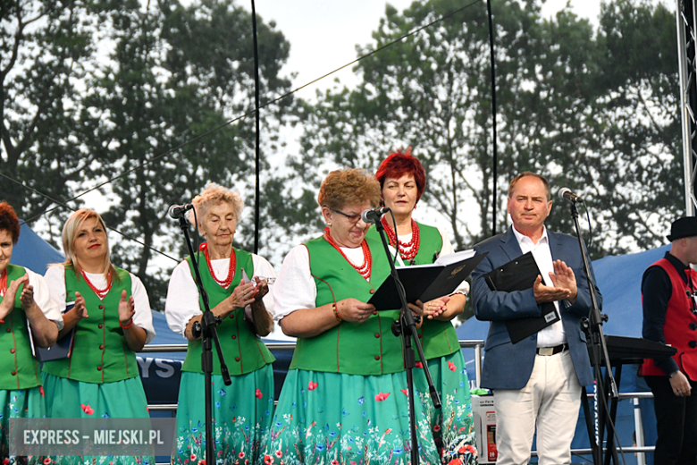 XXIX Wojewódzki Festiwal Artystycznych Zespołów KGW w Stolcu