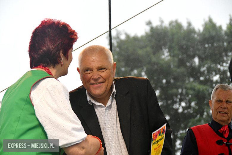 XXIX Wojewódzki Festiwal Artystycznych Zespołów KGW w Stolcu