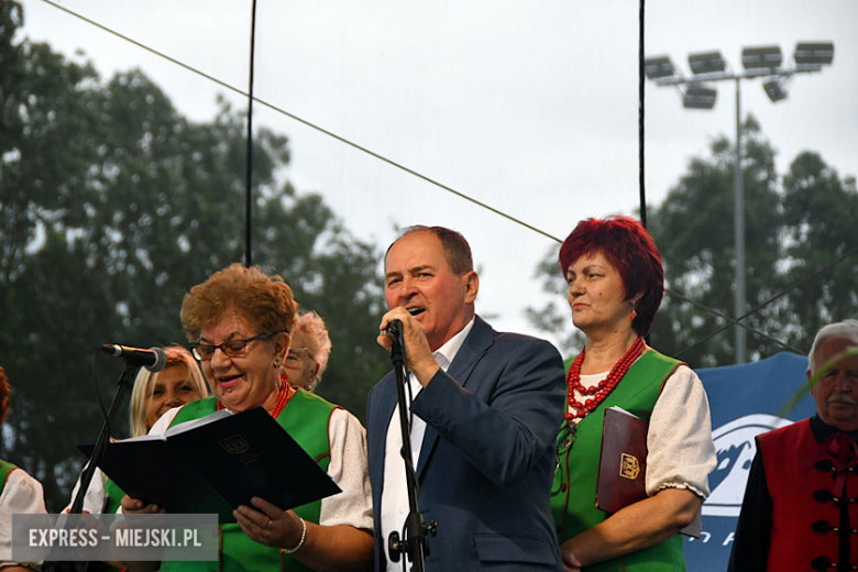 XXIX Wojewódzki Festiwal Artystycznych Zespołów KGW w Stolcu