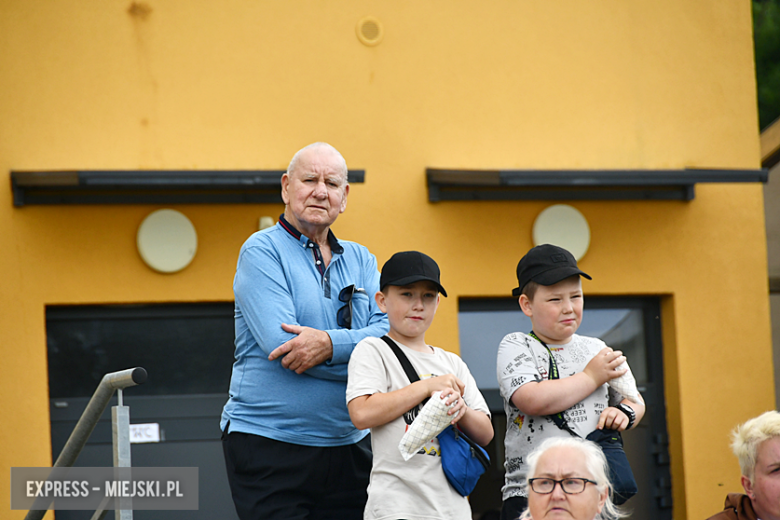 XXIX Wojewódzki Festiwal Artystycznych Zespołów KGW w Stolcu