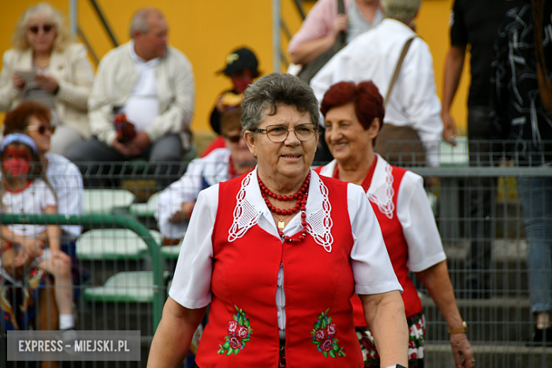 XXIX Wojewódzki Festiwal Artystycznych Zespołów KGW w Stolcu