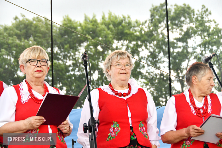 XXIX Wojewódzki Festiwal Artystycznych Zespołów KGW w Stolcu