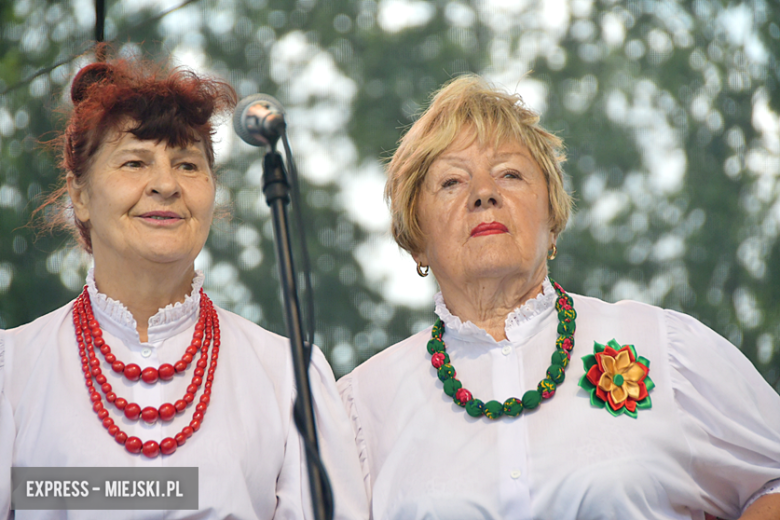XXIX Wojewódzki Festiwal Artystycznych Zespołów KGW w Stolcu