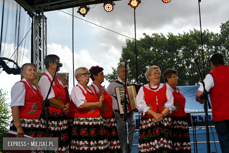XXIX Wojewódzki Festiwal Artystycznych Zespołów KGW w Stolcu