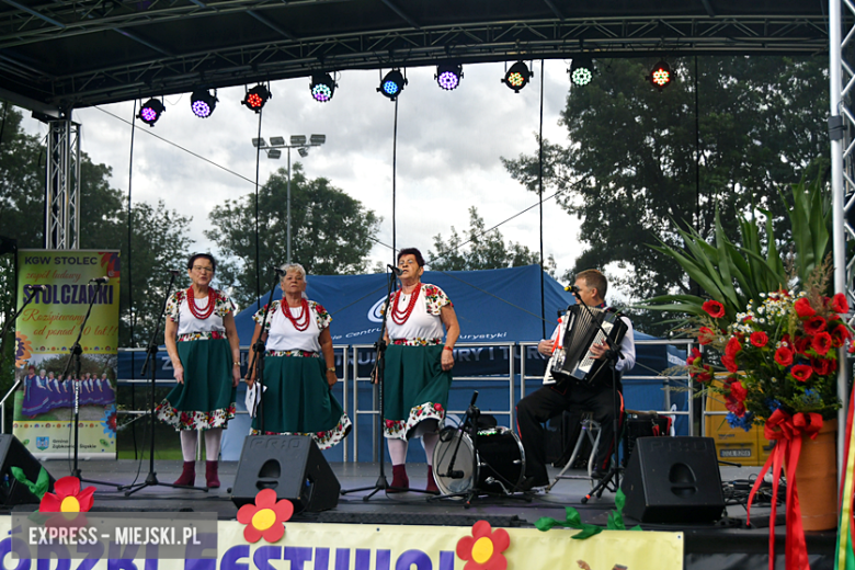 XXIX Wojewódzki Festiwal Artystycznych Zespołów KGW w Stolcu