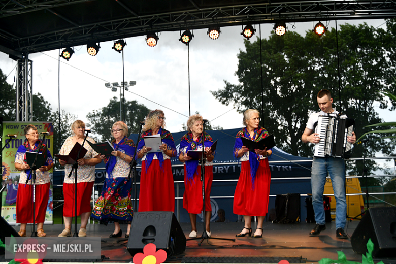 XXIX Wojewódzki Festiwal Artystycznych Zespołów KGW w Stolcu
