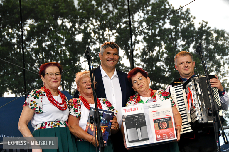 XXIX Wojewódzki Festiwal Artystycznych Zespołów KGW w Stolcu