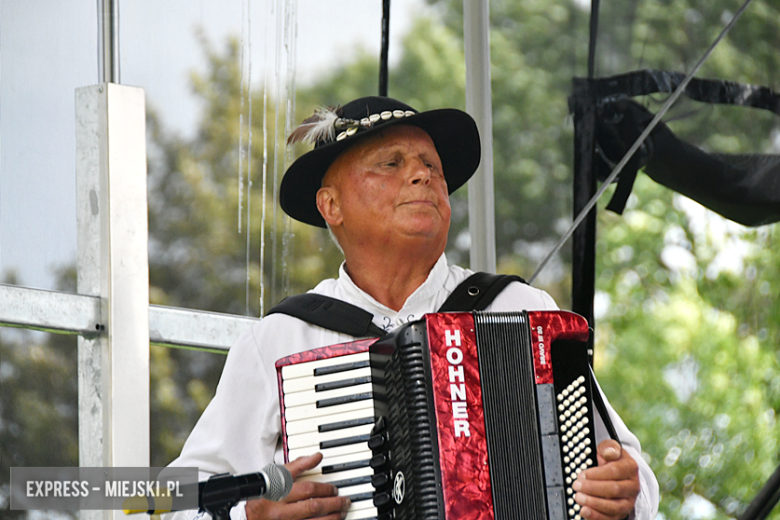 XXIX Wojewódzki Festiwal Artystycznych Zespołów KGW w Stolcu