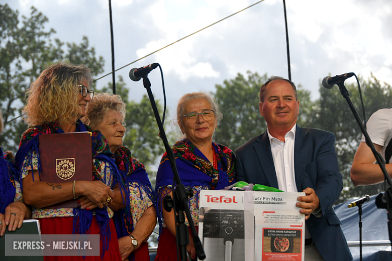 XXIX Wojewódzki Festiwal Artystycznych Zespołów KGW w Stolcu