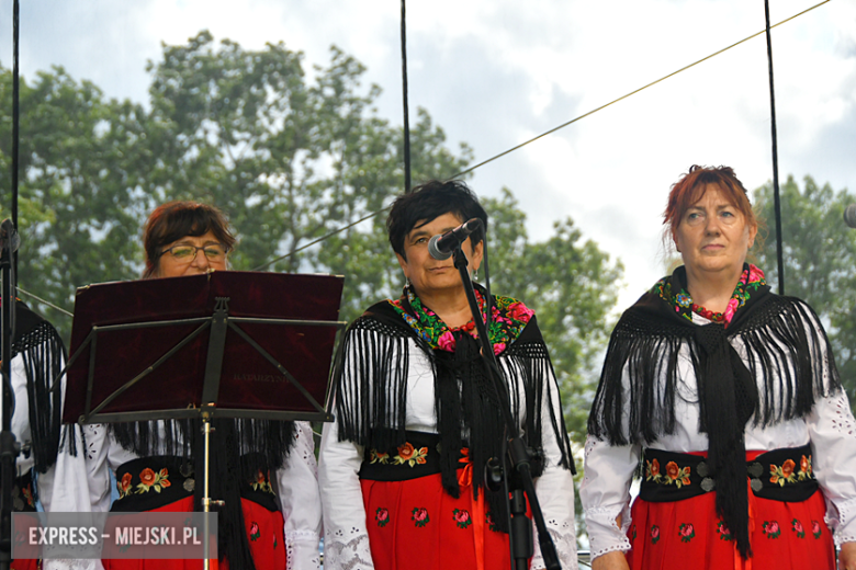 XXIX Wojewódzki Festiwal Artystycznych Zespołów KGW w Stolcu