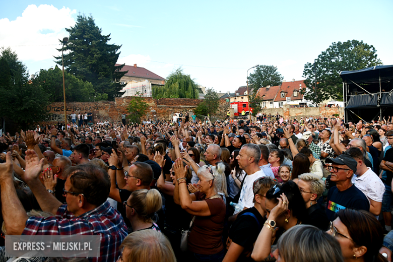 Dni i Noce Krzywej Wieży już za nami. Wystąpili De Mono, IRA oraz DŻEM