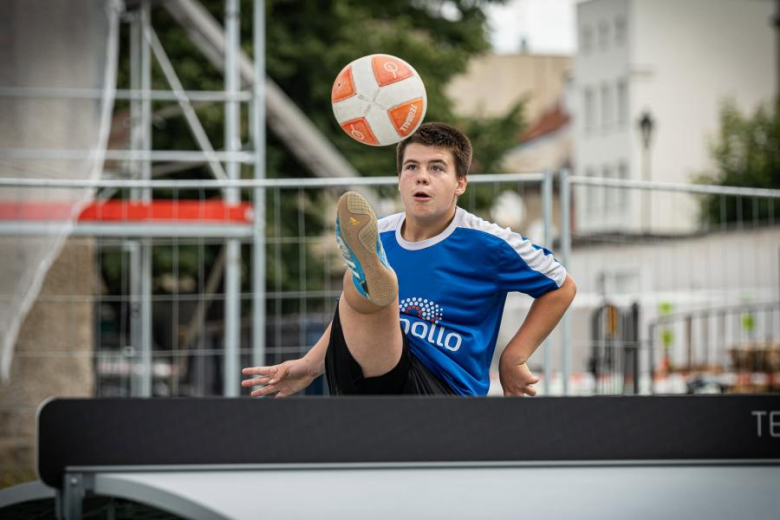 V Ząbkowicki Turniej Teqball z okazji Dni i Nocy Krzywej Wieży za nami. Znamy wyniki