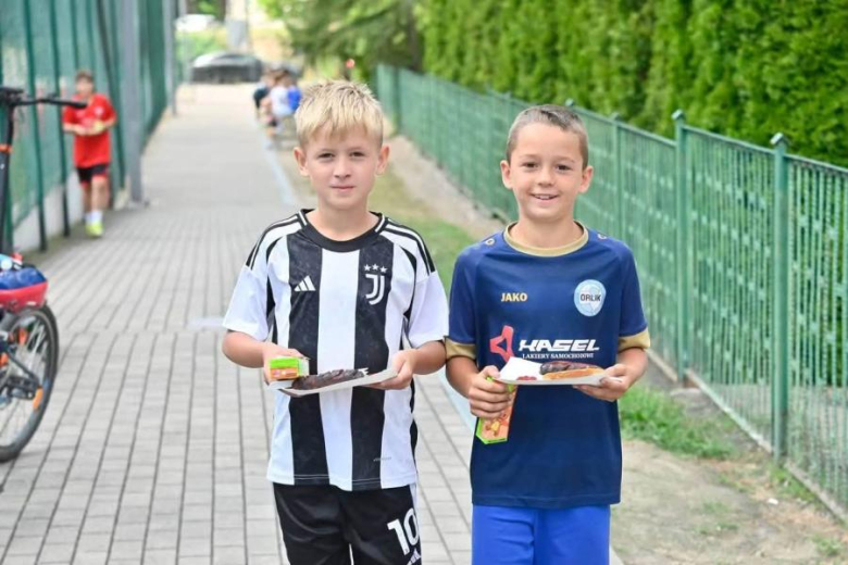 Piłkarskie święto na orliku. Relacja z pikniku piłkarskiego 2026 w Ziębicach