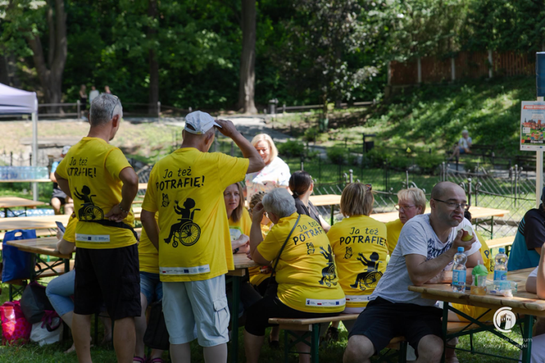 Piknik integracyjny w Parku Sybiraków