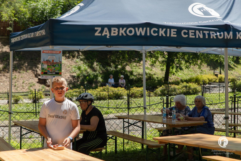Piknik integracyjny w Parku Sybiraków