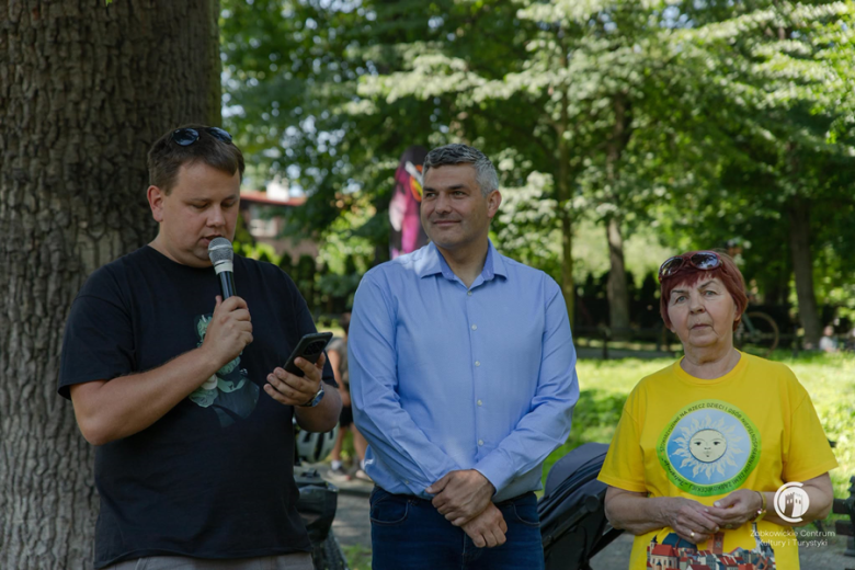 Piknik integracyjny w Parku Sybiraków