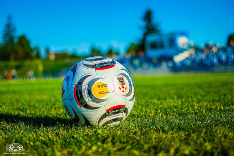 IV liga: Orzeł Ząbkowice Śląskie 1:5 (1:0) AKS Strzegom