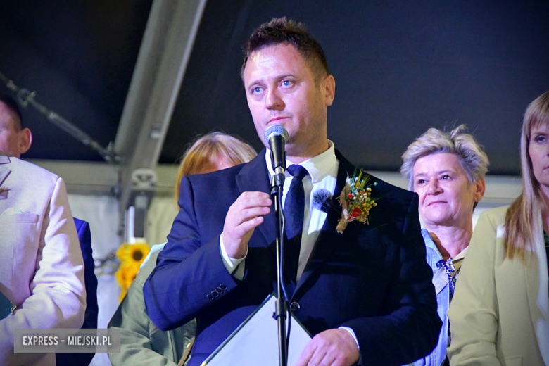 W Starym Henrykowie świętowano zakończenie żniw. Dożynki gminy Ciepłowody za nami