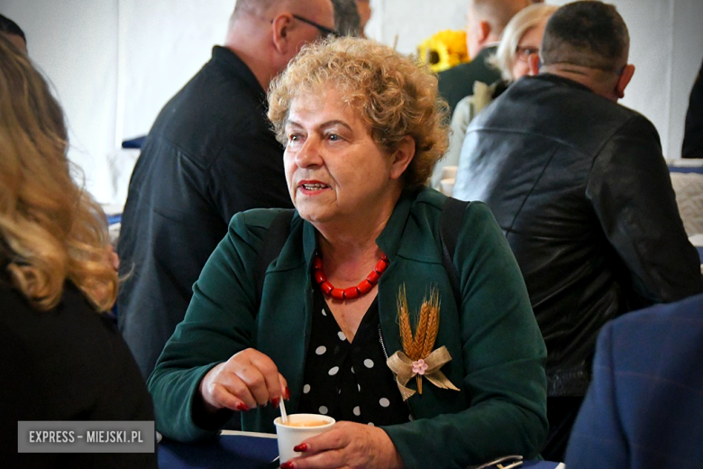 W Starym Henrykowie świętowano zakończenie żniw. Dożynki gminy Ciepłowody za nami
