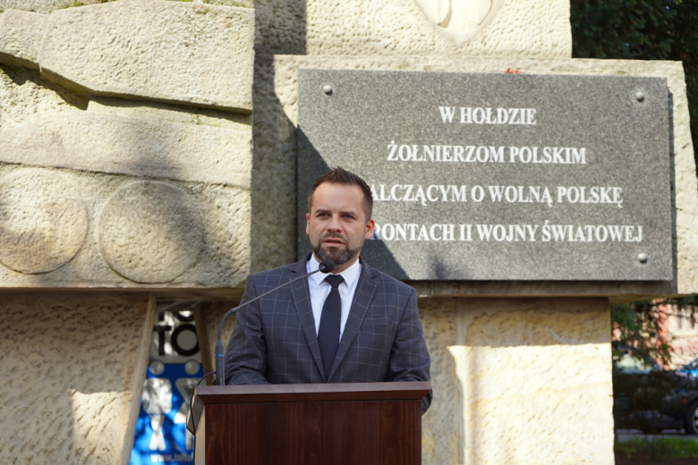 W Ząbkowicach Śląskich upamiętniono 87. rocznicę agresji sowieckiej na Polskę