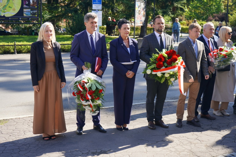W Ząbkowicach Śląskich upamiętniono 87. rocznicę agresji sowieckiej na Polskę