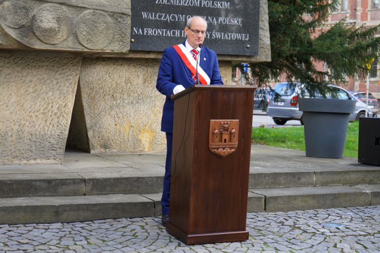 W Ząbkowicach Śląskich upamiętniono 87. rocznicę agresji sowieckiej na Polskę