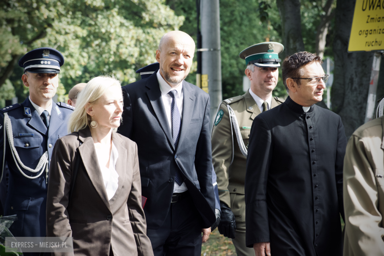 Powiatowa Uroczystość Kombatancka w Ziębicach. Oddali hołd bohaterom