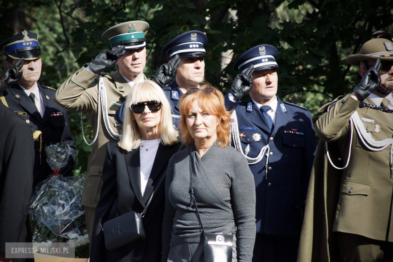 Powiatowa Uroczystość Kombatancka w Ziębicach. Oddali hołd bohaterom