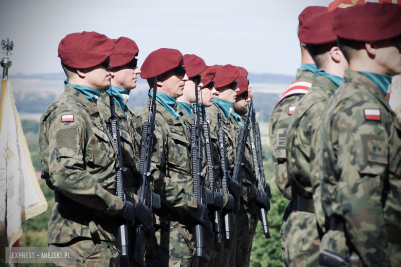 Powiatowa Uroczystość Kombatancka w Ziębicach. Oddali hołd bohaterom