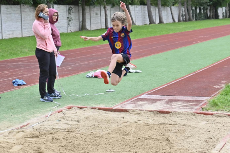 Na Stadionie Miejskim w Ziębicach odbył się III Miting Lekkoatletyczny „Witaj Szkoło”. Uczniowie ryw