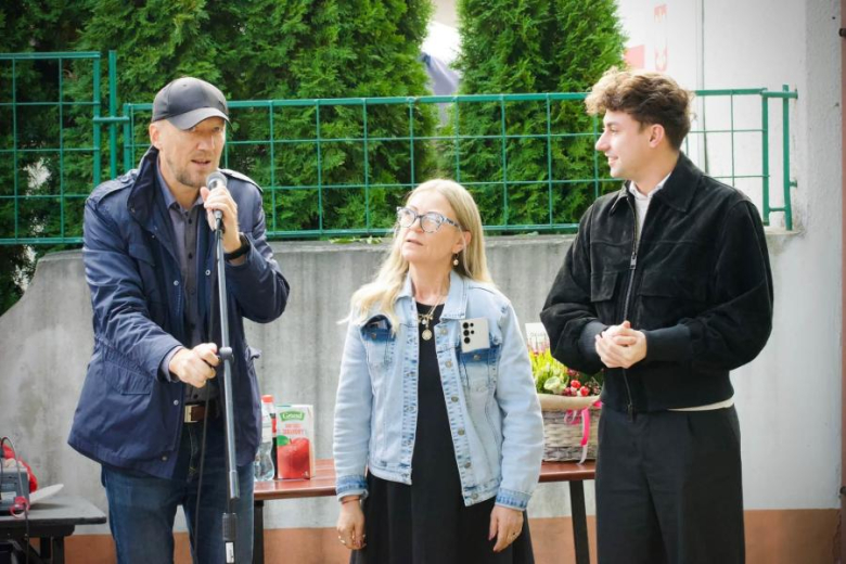 Pożegnali lato w Domu Pomocy Społecznej w Ziębicach. Była muzyka, taniec i wspólna zabawa