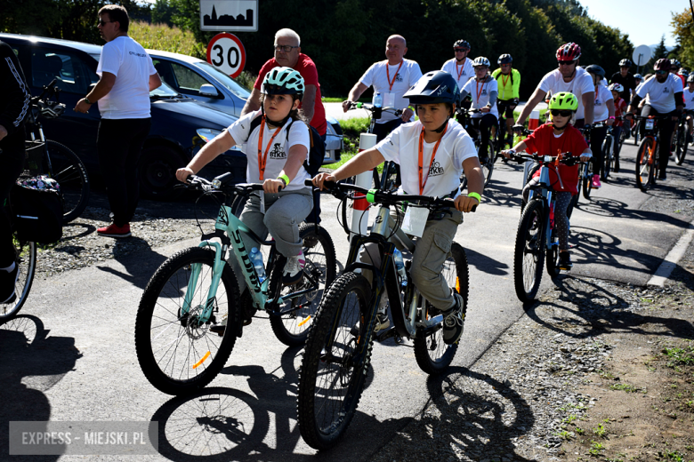 Nowa ścieżka rowerowa otwarta. Ponad 150 osób na trasie 26. Powiatowego Rajdu Rowerowego