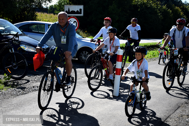 Nowa ścieżka rowerowa otwarta. Ponad 150 osób na trasie 26. Powiatowego Rajdu Rowerowego