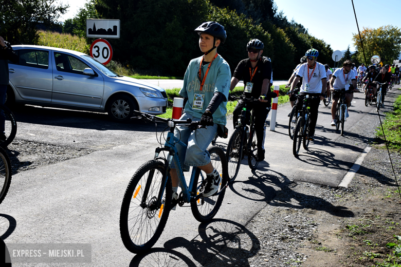 Nowa ścieżka rowerowa otwarta. Ponad 150 osób na trasie 26. Powiatowego Rajdu Rowerowego