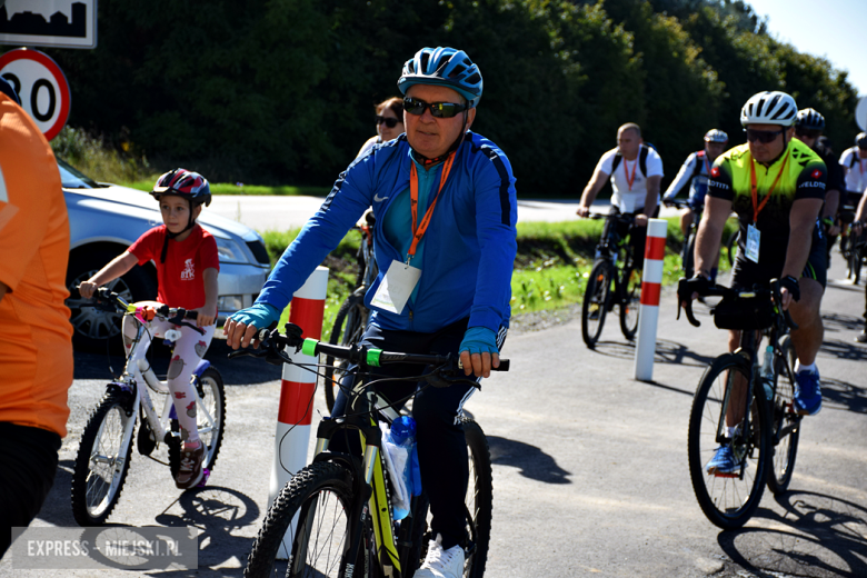 Nowa ścieżka rowerowa otwarta. Ponad 150 osób na trasie 26. Powiatowego Rajdu Rowerowego