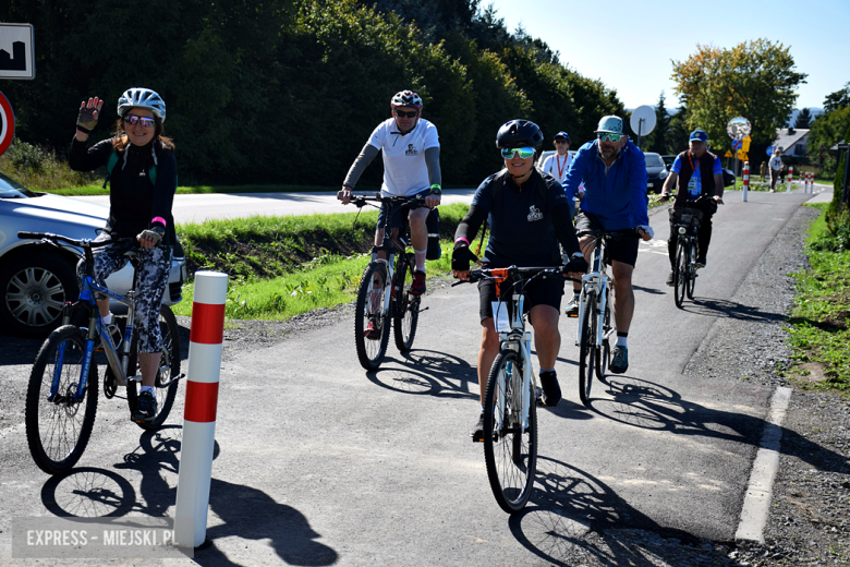 Nowa ścieżka rowerowa otwarta. Ponad 150 osób na trasie 26. Powiatowego Rajdu Rowerowego