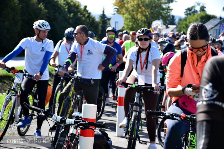 Nowa ścieżka rowerowa otwarta. Ponad 150 osób na trasie 26. Powiatowego Rajdu Rowerowego
